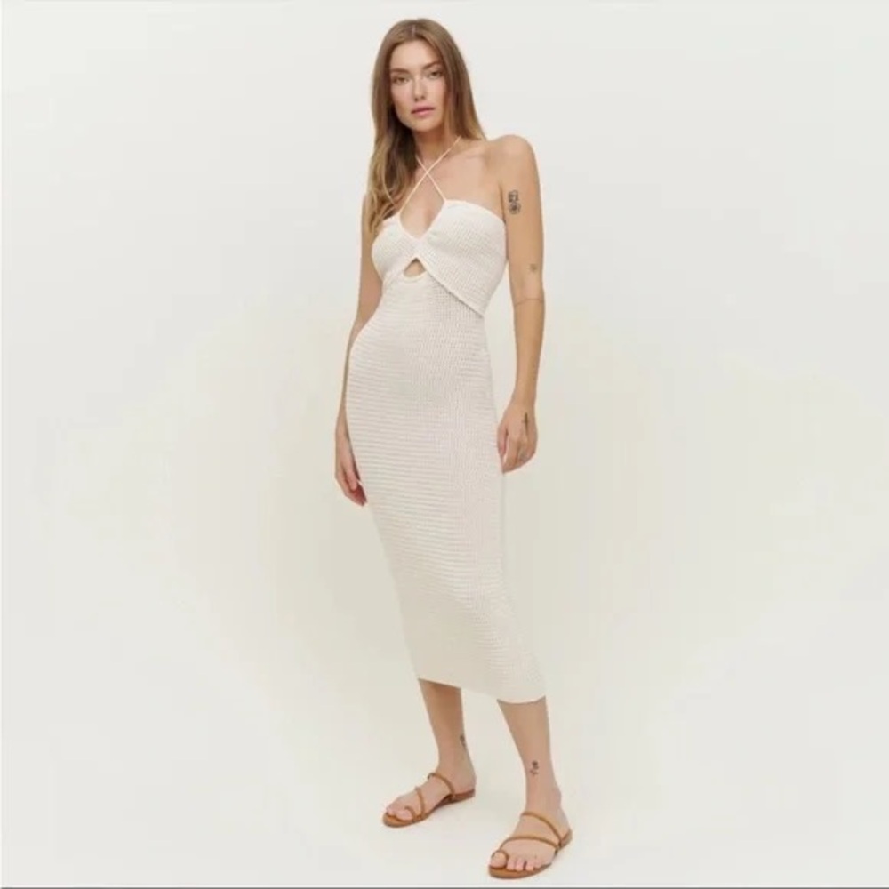 Reformation Venete Open Knit Dress in Gossamer
Midi Dress